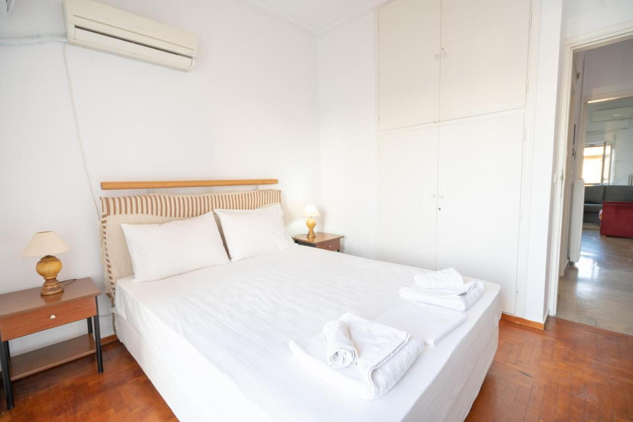 Dimotiko Theatro Metro St. 1 Bedroom 4 Pers. Flat 比雷埃夫斯 外观 照片